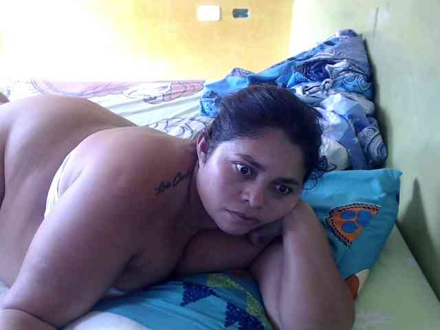 mia-naughty webcam