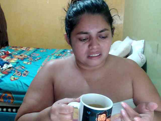 mia-naughty webcam