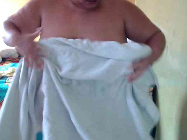 mia-naughty webcam