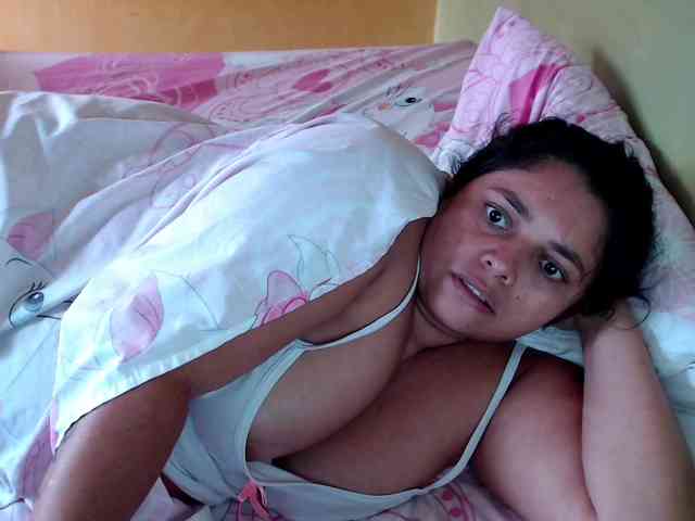 mia-naughty webcam