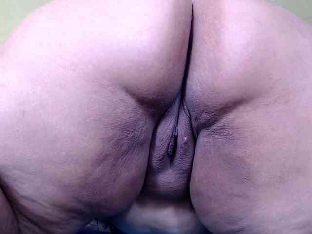 mia-naughty webcam