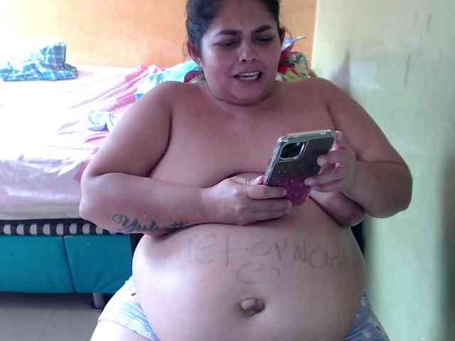 mia-naughty webcam
