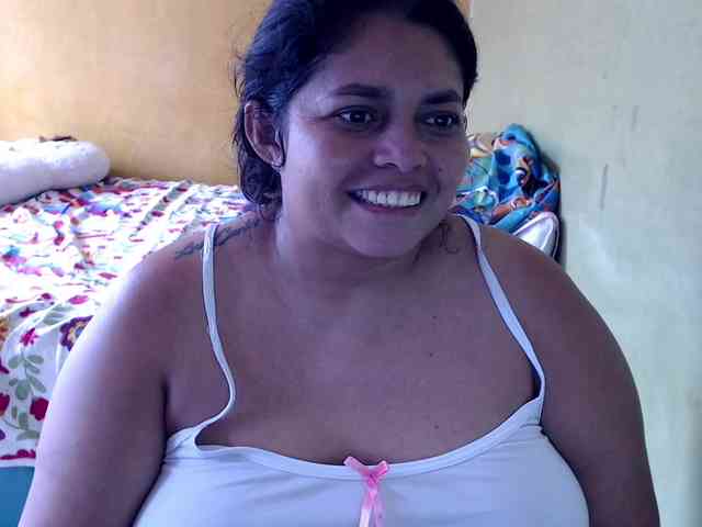 random chat video Mia-naughty