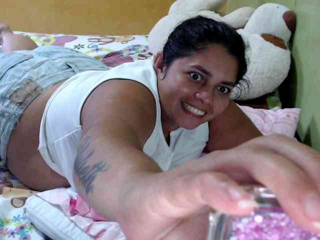mia-naughty webcam