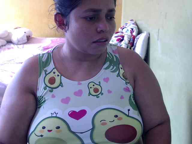 mia-naughty webcam