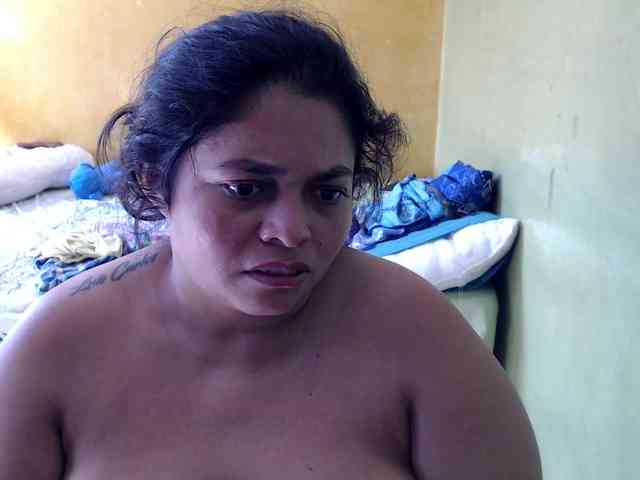 mia-naughty webcam