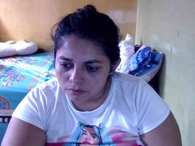 mia-naughty webcam