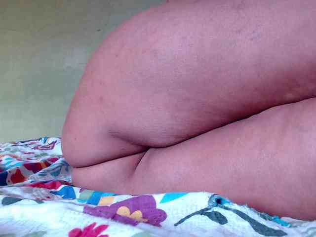 mia-naughty webcam