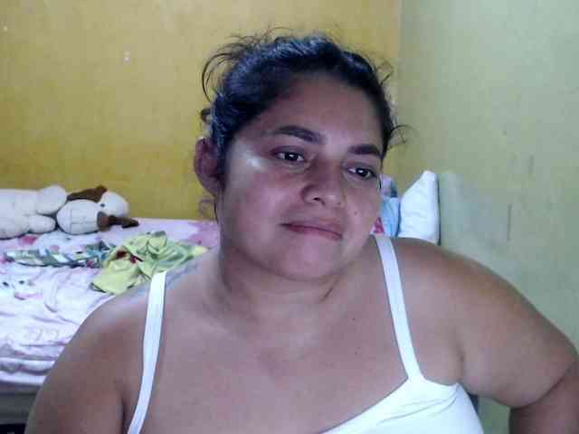 mia-naughty webcam