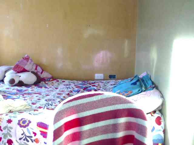 mia-naughty webcam