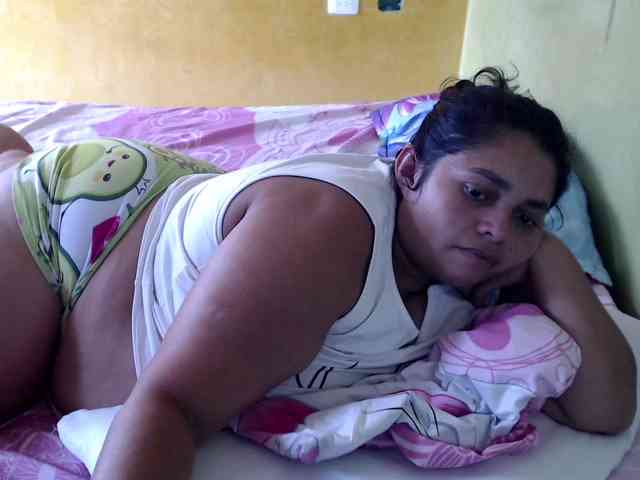 mia-naughty webcam