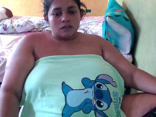 mia-naughty webcam