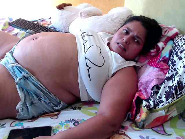 mia-naughty webcam