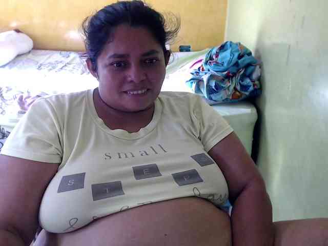 mia-naughty webcam