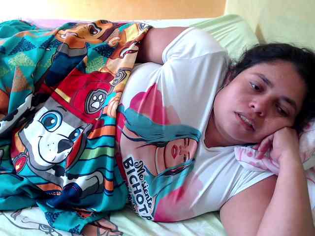 mia-naughty webcam