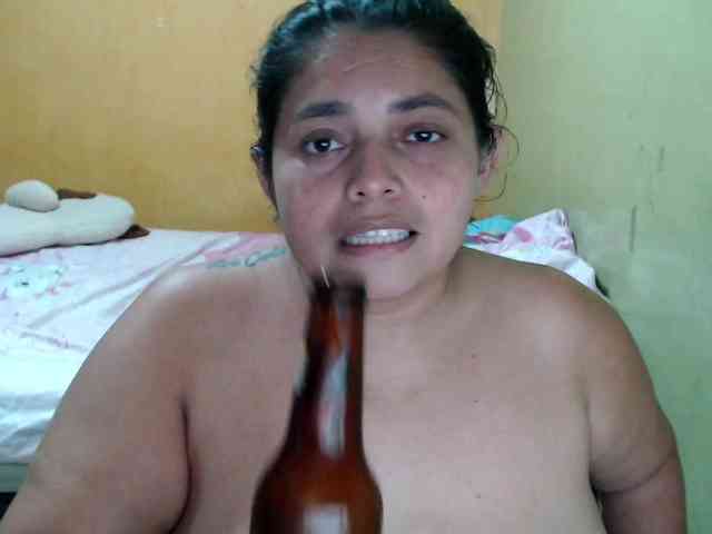 mia-naughty webcam