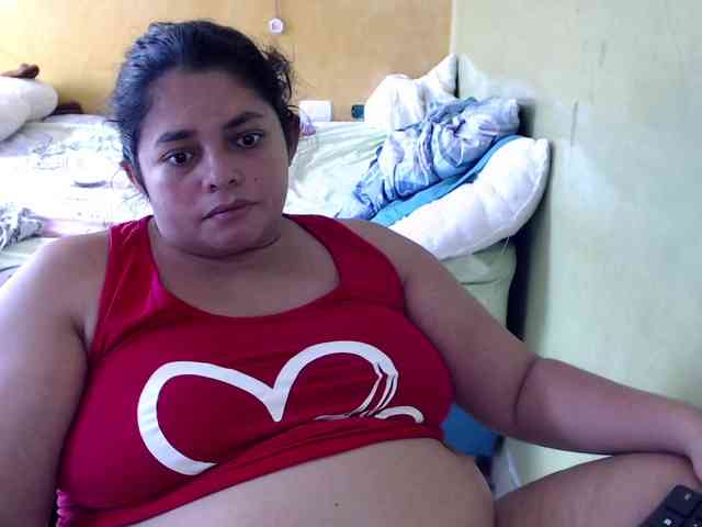 mia-naughty webcam