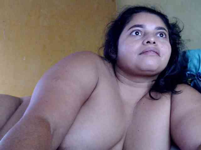 mia-naughty webcam