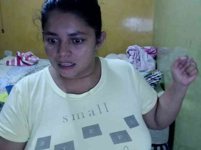 mia-naughty webcam