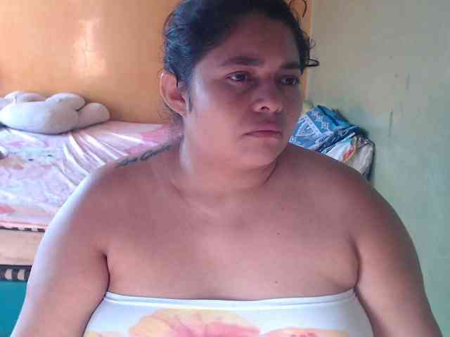mia-naughty webcam