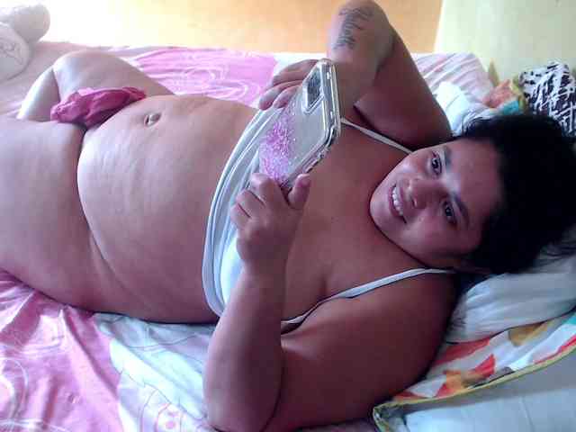 mia-naughty webcam