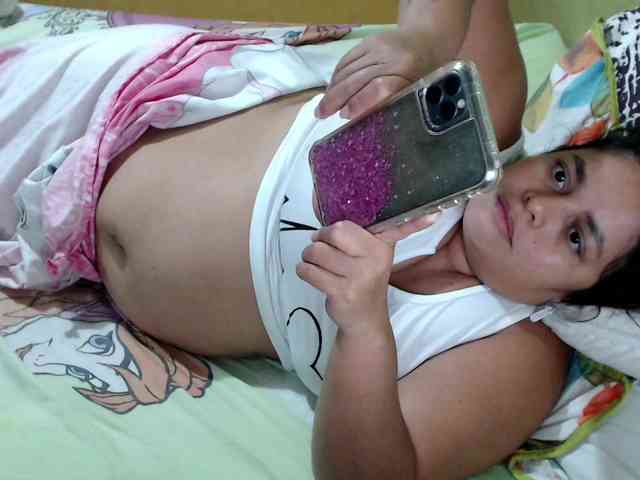 mia-naughty webcam