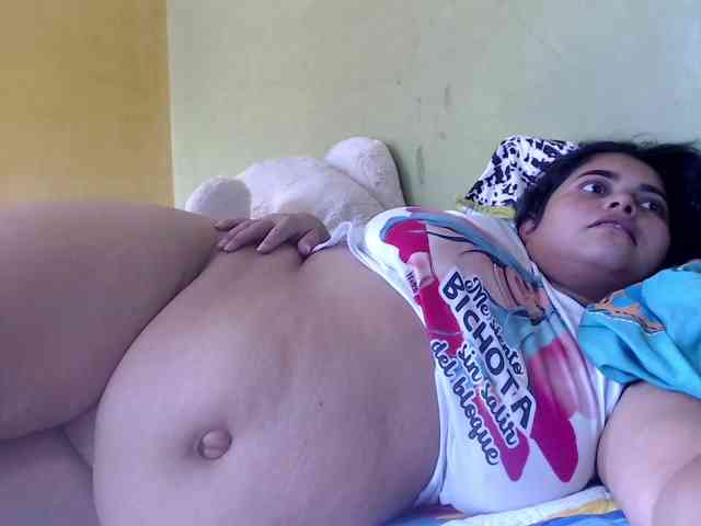 mia-naughty webcam