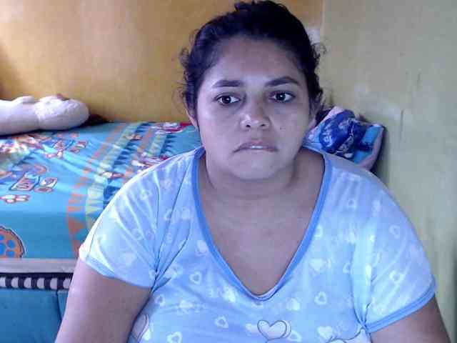 mia-naughty Live Webcam on BongaCams