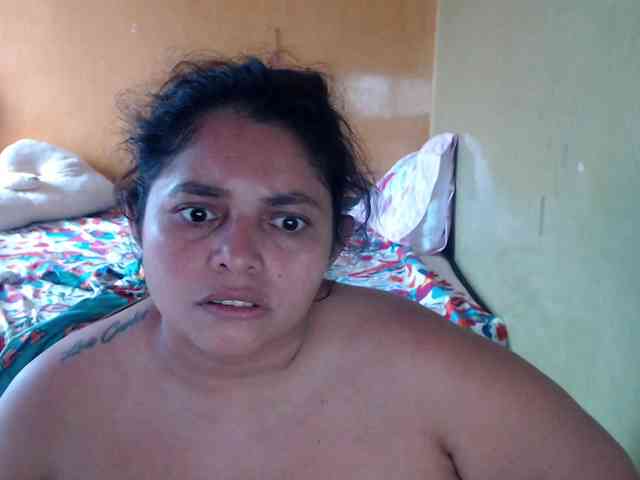 mia-naughty webcam