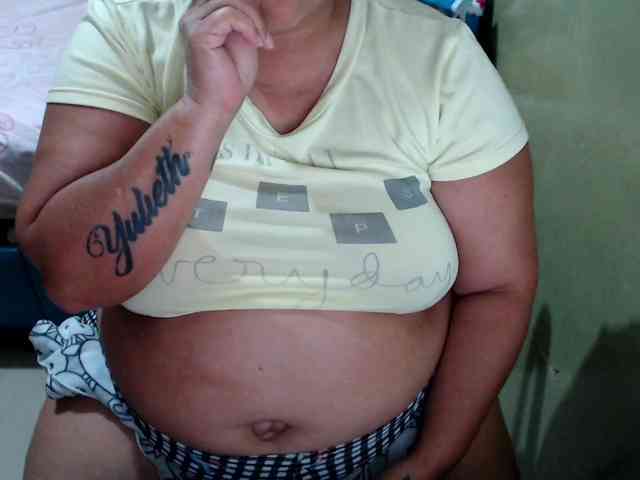 mia-naughty