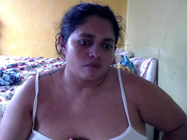 mia-naughty webcam