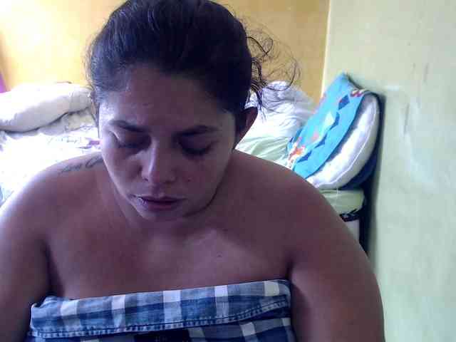 mia-naughty webcam