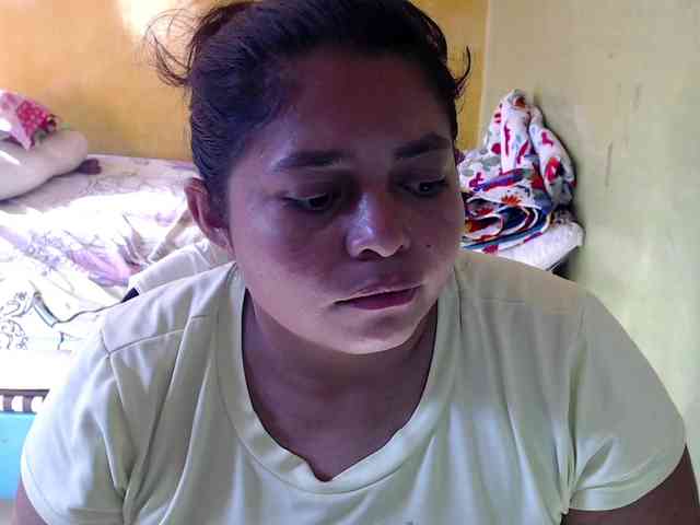 mia-naughty webcam