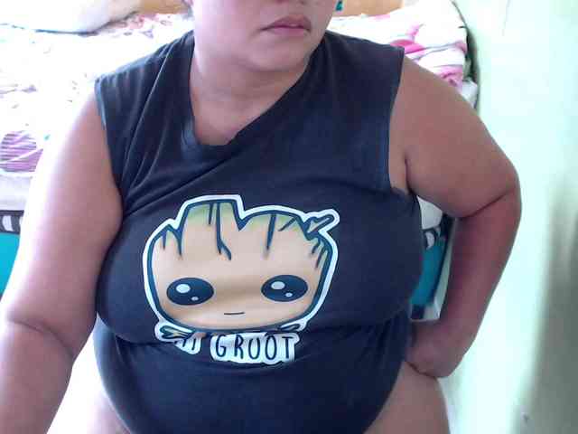 mia-naughty webcam