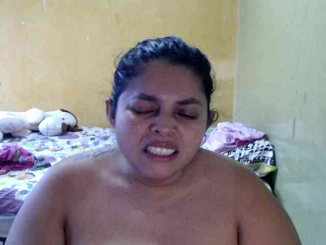mia-naughty webcam