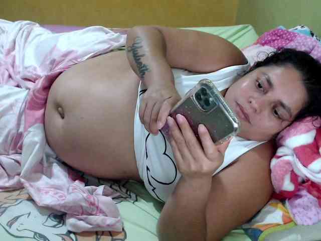 mia-naughty webcam