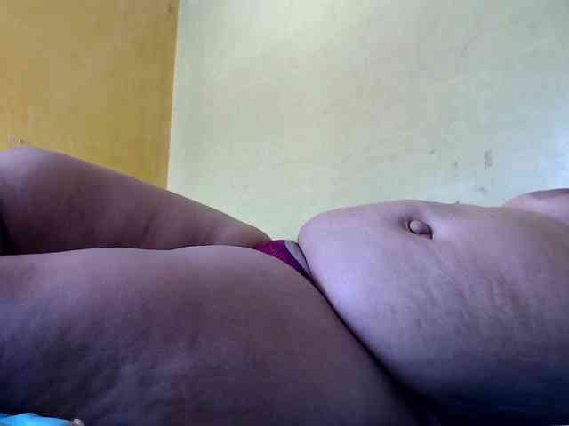 mia-naughty webcam