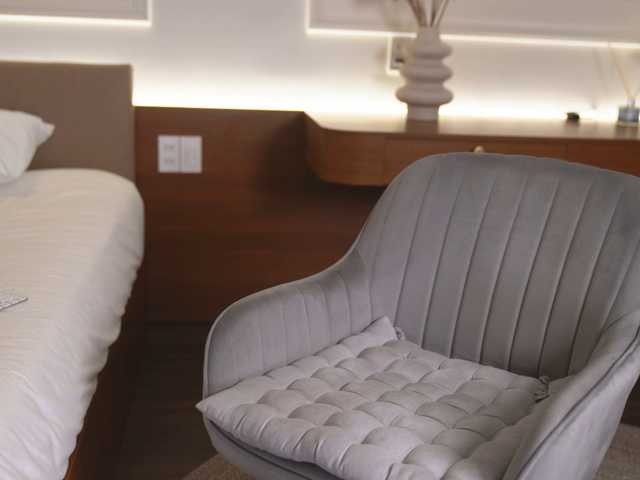vivian-cb live cam on BongaCams