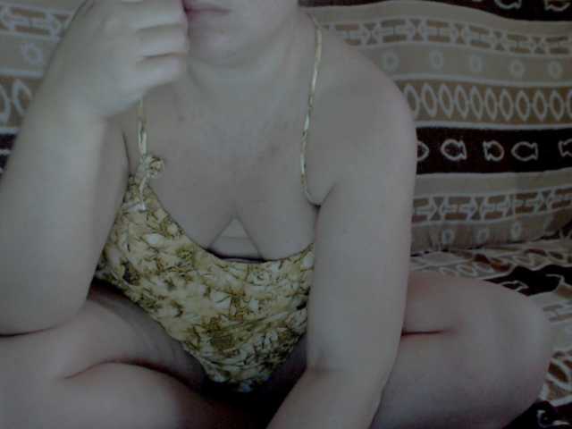 RoseLady1 live webcam show