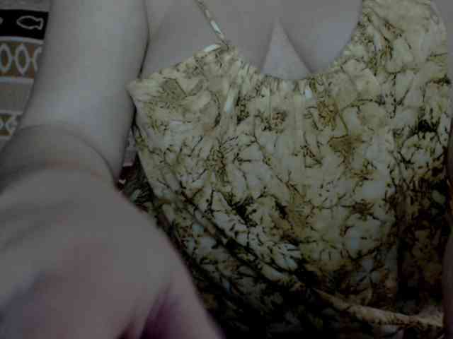 RoseLady1 webcam