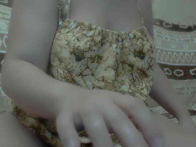 RoseLady1 Live Webcam on BongaCams