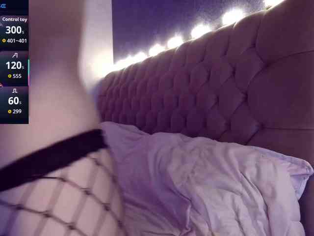 Nudeey webcam