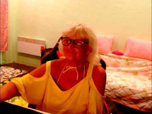 Natalia7634 live cam on BongaCams