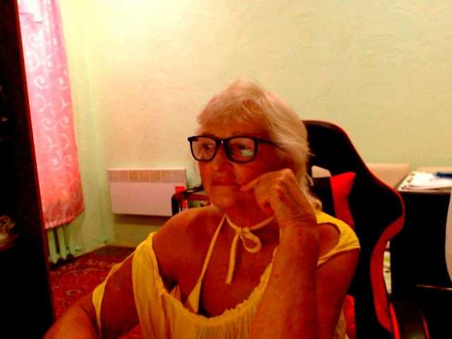 le modèle Natalia7634 est en webcam porno dans un show sur le site bongacams, il possède les tags suivants: White/Caucasian,Blonde,Hairy