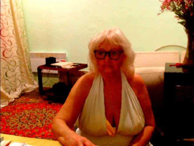 Natalia7634 live cam on BongaCams