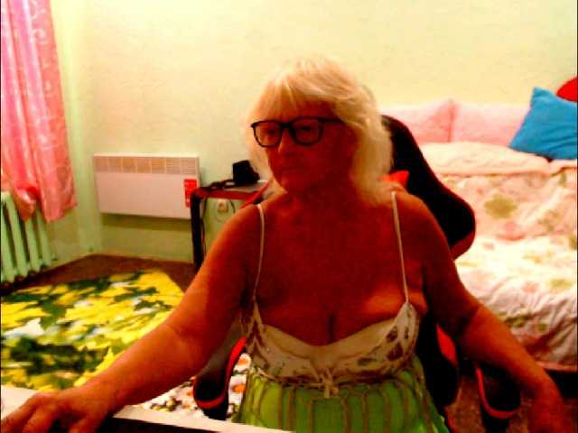 Natalia7634 live cam on BongaCams