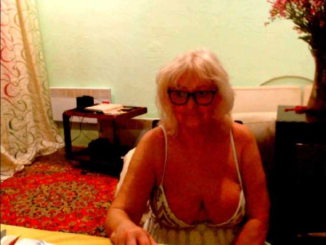 Natalia7634 live cam on BongaCams