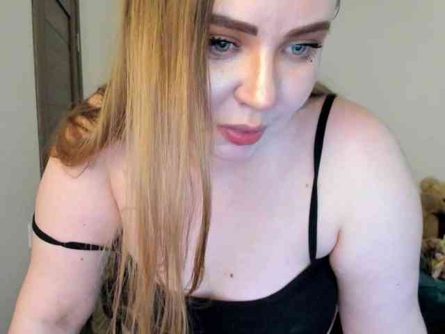 Shy_foxY webcam