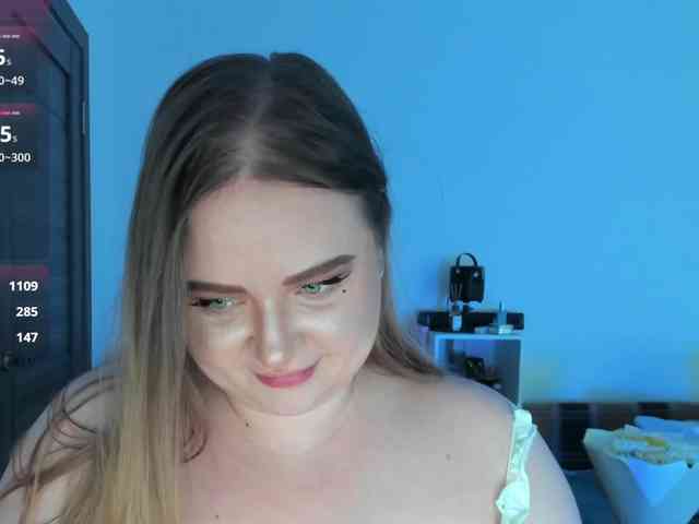 Shy_foxY webcam