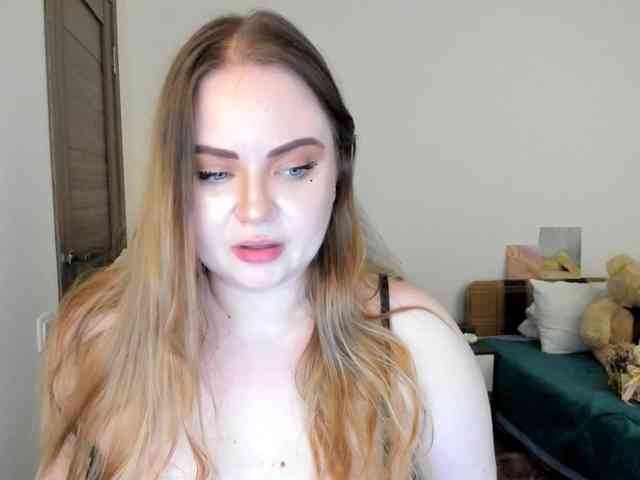 Shy_foxY webcam